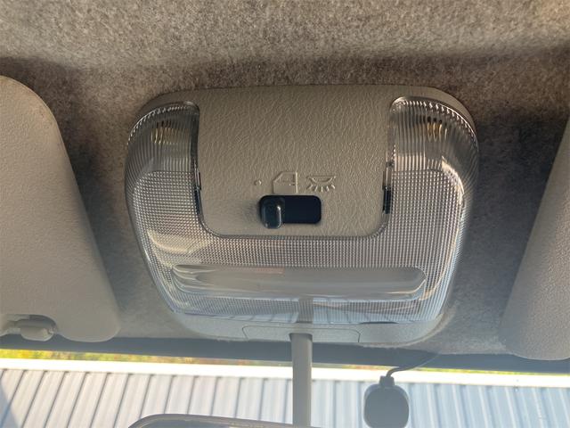 キャンター ダンプ　２．０ｔ深底ダンプステン張り　観音開き　４ＷＤ　トラック　ＭＴ　後輪ダブル　ＥＴＣ　エアコン　パワーウィンドウ　運転席エアバッグ（43枚目）