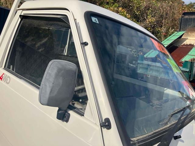 ボンゴトラック ワイドローＧＬ　４ＷＤ　トラック　ＭＴ　後輪ダブル　パワーステアリング　積載量１．０ｔ・マニュアル車・走行距離４８０００ｋｍ（10枚目）