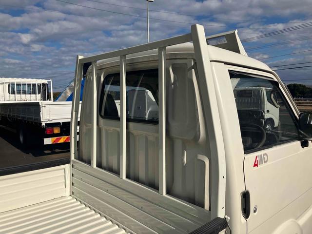 ボンゴトラック ワイドローＧＬ　４ＷＤ　トラック　ＭＴ　後輪ダブル　パワーステアリング　積載量１．０ｔ・マニュアル車・走行距離４８０００ｋｍ（14枚目）