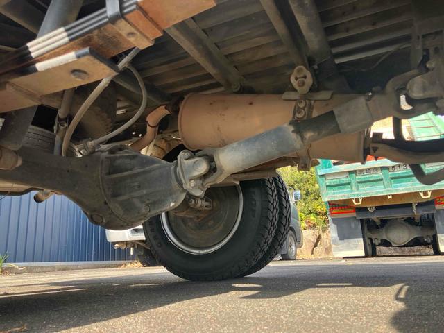 ボンゴトラック ワイドローＧＬ　４ＷＤ　トラック　ＭＴ　後輪ダブル　パワーステアリング　積載量１．０ｔ・マニュアル車・走行距離４８０００ｋｍ（15枚目）