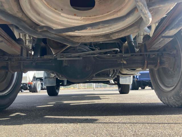 ボンゴトラック ワイドローＧＬ　４ＷＤ　トラック　ＭＴ　後輪ダブル　パワーステアリング　積載量１．０ｔ・マニュアル車・走行距離４８０００ｋｍ（23枚目）