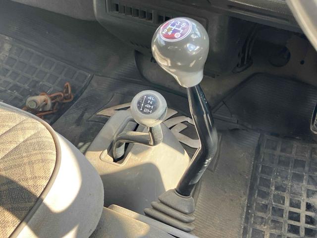 ボンゴトラック ワイドローＧＬ　４ＷＤ　トラック　ＭＴ　後輪ダブル　パワーステアリング　積載量１．０ｔ・マニュアル車・走行距離４８０００ｋｍ（37枚目）
