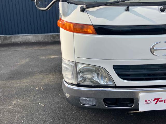 デュトロ 　２ｔダンプ　トラック　ダンプ　ＭＴ　後輪ダブル　エアコン　パワーウィンドウ　パワーステアリング　運転席エアバッグ（4枚目）