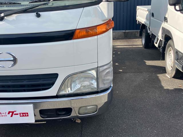 デュトロ 　２ｔダンプ　トラック　ダンプ　ＭＴ　後輪ダブル　エアコン　パワーウィンドウ　パワーステアリング　運転席エアバッグ（5枚目）