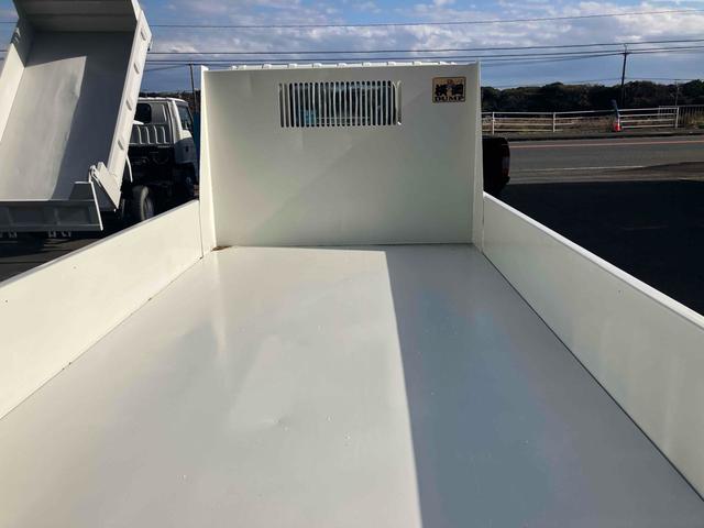 デュトロ 　２ｔダンプ　トラック　ダンプ　ＭＴ　後輪ダブル　エアコン　パワーウィンドウ　パワーステアリング　運転席エアバッグ（32枚目）