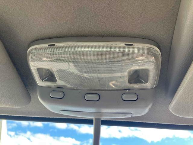 デュトロ 　２ｔダンプ　トラック　ダンプ　ＭＴ　後輪ダブル　エアコン　パワーウィンドウ　パワーステアリング　運転席エアバッグ（48枚目）