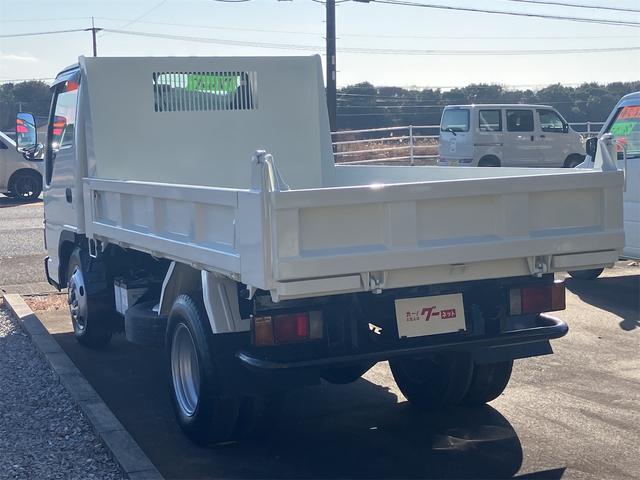 タイタントラック その他　２ｔ　ダンプ　トラック　ＭＴ　後輪ダブル　エアコン　パワーステアリング　パワーウィンドウ　運転席エアバッグ（28枚目）