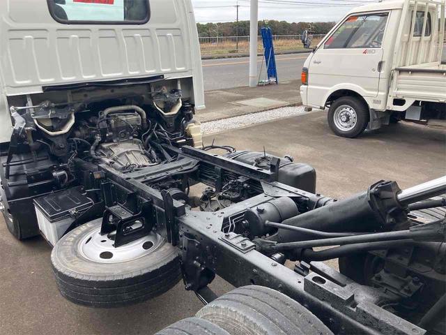 タイタントラック 強化ダンプ 2.0t 低床ダンプ トラック MT 後輪ダブル ESC エアコン パワーステアリング パワーウィンドウ 運転席エアバッグ(18枚目)