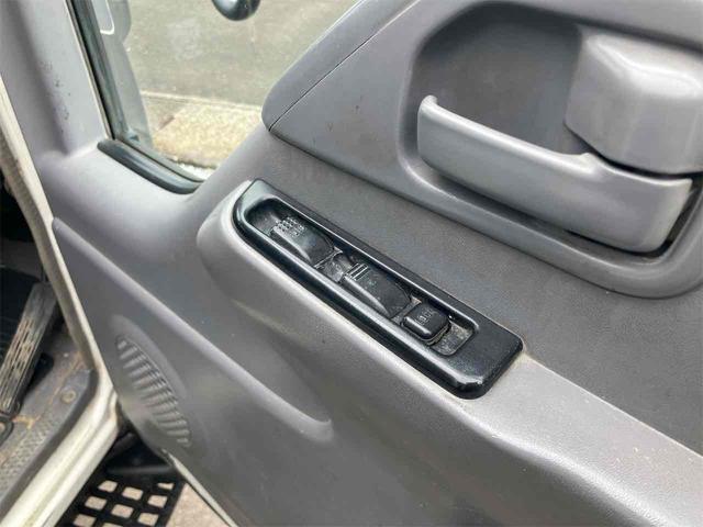 タイタントラック 強化ダンプ 2.0t 低床ダンプ トラック MT 後輪ダブル ESC エアコン パワーステアリング パワーウィンドウ 運転席エアバッグ(58枚目)