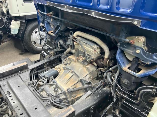 タイタントラック 3.0tダンプ 走行距離85000km トラック MT 後輪ダブル ESC エアコン パワーステアリング パワーウィンドウ 運転席エアバッグ(15枚目)