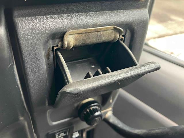 タイタントラック 3.0tダンプ 走行距離85000km トラック MT 後輪ダブル ESC エアコン パワーステアリング パワーウィンドウ 運転席エアバッグ(50枚目)