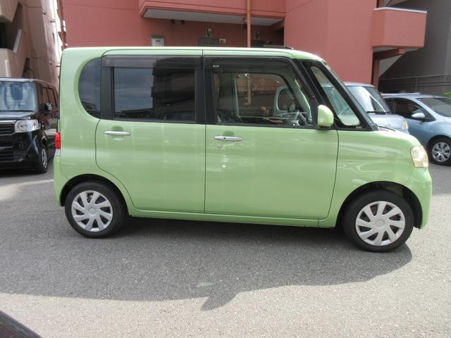 タント Ｘ　電動スライドドア　ナビ　ＴＶ　スマートキー　アイドリングストップ　電動格納ミラー　ベンチシート　ＣＶＴ　盗難防止システム　ＡＢＳ　ＣＤ　ＵＳＢ　衝突安全ボディ　エアコン　パワーステアリング（15枚目）