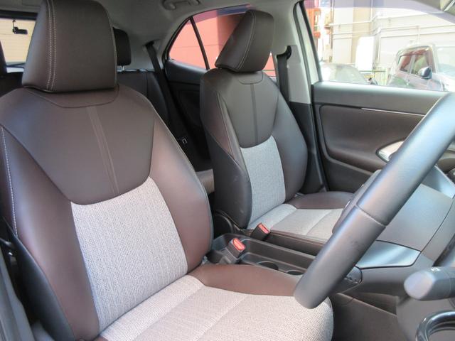 ヤリスクロス ハイブリッドZ ETC 全周囲カメラ クリアランスソナー オートクルーズコントロール レーンアシスト パワーシート 衝突被害軽減システム オートマチックハイビーム オートライト LEDヘッドランプ 電動リアゲート(24枚目)