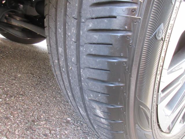 ヤリスクロス ハイブリッドZ ETC 全周囲カメラ クリアランスソナー オートクルーズコントロール レーンアシスト パワーシート 衝突被害軽減システム オートマチックハイビーム オートライト LEDヘッドランプ 電動リアゲート(43枚目)