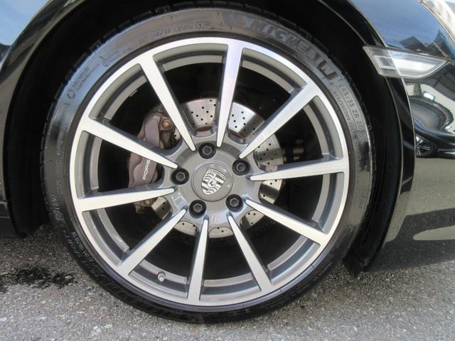 ９１１ ９１１カレラブラックエディション　ＥＴＣ　バックカメラ　ナビ　クリアランスソナー　オートクルーズコントロール　ＡＴ　ＨＩＤ　アイドリングストップ　電動格納ミラー　シートヒーター　アルミホイール　パワーシート　盗難防止システム　ＡＢＳ（33枚目）