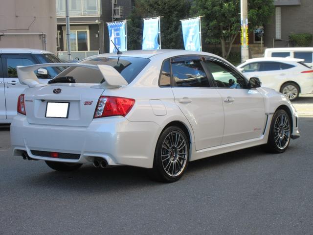 インプレッサ ＷＲＸ　ＳＴｉ　４ＷＤ　ドライブレコーダー　ＥＴＣ　バックカメラ　ナビ　ＴＶ　アルミホイール　ＨＩＤ　ＭＴ　シートヒーター　スマートキー　電動格納ミラー　盗難防止システム　パワーシート　ＣＤ　ＵＳＢ（15枚目）