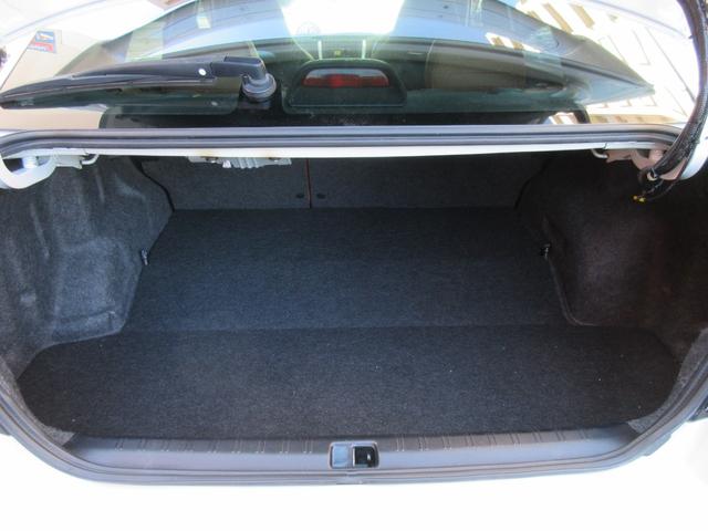 インプレッサ ＷＲＸ　ＳＴｉ　４ＷＤ　ドライブレコーダー　ＥＴＣ　バックカメラ　ナビ　ＴＶ　アルミホイール　ＨＩＤ　ＭＴ　シートヒーター　スマートキー　電動格納ミラー　盗難防止システム　パワーシート　ＣＤ　ＵＳＢ（18枚目）