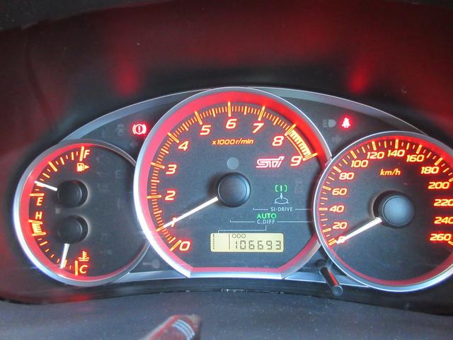 インプレッサ ＷＲＸ　ＳＴｉ　４ＷＤ　ドライブレコーダー　ＥＴＣ　バックカメラ　ナビ　ＴＶ　アルミホイール　ＨＩＤ　ＭＴ　シートヒーター　スマートキー　電動格納ミラー　盗難防止システム　パワーシート　ＣＤ　ＵＳＢ（22枚目）