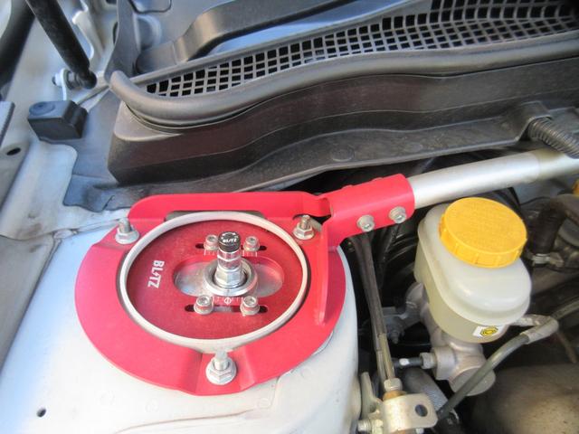 インプレッサ ＷＲＸ　ＳＴｉ　４ＷＤ　ドライブレコーダー　ＥＴＣ　バックカメラ　ナビ　ＴＶ　アルミホイール　ＨＩＤ　ＭＴ　シートヒーター　スマートキー　電動格納ミラー　盗難防止システム　パワーシート　ＣＤ　ＵＳＢ（41枚目）