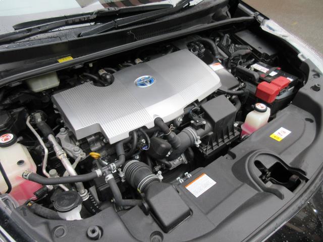 プリウス Aツーリングセレクション ETC クリアランスソナー レーンアシスト オートクルーズコントロール パークアシスト 衝突被害軽減システム バックカメラ ナビ TV アルミホイール オートマチックハイビーム オートライト(19枚目)