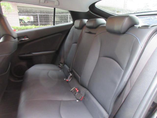 プリウス Aツーリングセレクション ETC クリアランスソナー レーンアシスト オートクルーズコントロール パークアシスト 衝突被害軽減システム バックカメラ ナビ TV アルミホイール オートマチックハイビーム オートライト(38枚目)