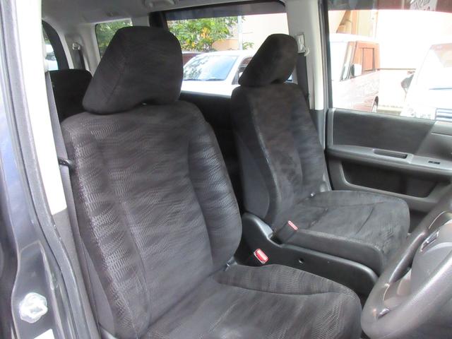 ステップワゴン Ｇ　ＥＴＣ　バックカメラ　ナビ　キーレスエントリー　アイドリングストップ　電動格納ミラー　３列シート　フルフラット　ＣＶＴ　アルミホイール　ＣＤ　ＤＶＤ再生　ＵＳＢ　記録簿　盗難防止システム（16枚目）