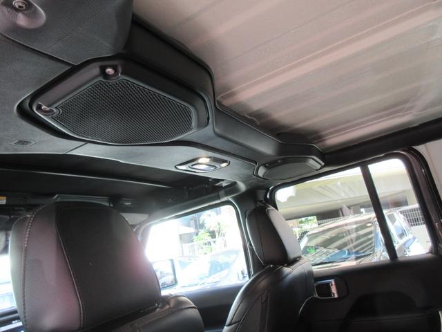 ジープ・ラングラーアンリミテッド サハラ 4WD ドライブレコーダー バックカメラ クリアランスソナー オートクルーズコントロール 衝突被害軽減システム サンルーフ ナビ TV オートライト LEDヘッドランプ アルミホイール スマートキー(11枚目)