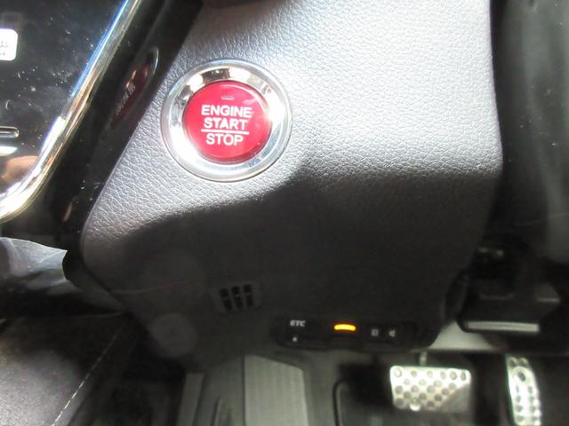 ヴェゼル RS・ホンダセンシング ETC バックカメラ オートクルーズコントロール レーンアシスト 衝突被害軽減システム TV LEDヘッドランプ アルミホイール スマートキー 電動格納ミラー シートヒーター CVT 盗難防止システム(8枚目)