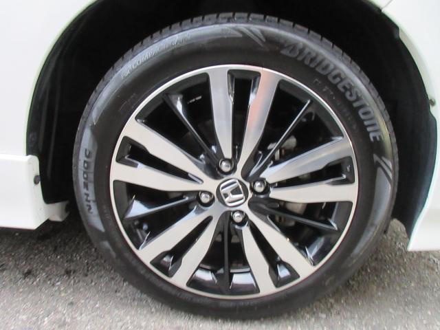 フィットハイブリッド Ｓ　ホンダセンシング　ハイブリッド　ＥＴＣ　バックカメラ　ナビ　オートクルーズコントロール　レーンアシスト　衝突被害軽減システム　ＬＥＤヘッドランプ　スマートキー　ＡＴ　盗難防止システム　衝突安全ボディ　アルミホイール（20枚目）