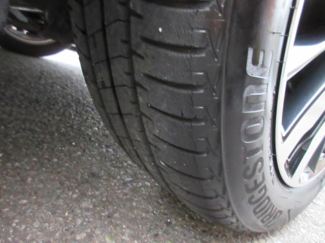 フィットハイブリッド Ｓ　ホンダセンシング　ハイブリッド　ＥＴＣ　バックカメラ　ナビ　オートクルーズコントロール　レーンアシスト　衝突被害軽減システム　ＬＥＤヘッドランプ　スマートキー　ＡＴ　盗難防止システム　衝突安全ボディ　アルミホイール（27枚目）