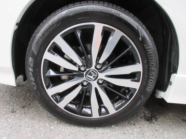 フィットハイブリッド Ｓ　ホンダセンシング　ハイブリッド　ＥＴＣ　バックカメラ　ナビ　オートクルーズコントロール　レーンアシスト　衝突被害軽減システム　ＬＥＤヘッドランプ　スマートキー　ＡＴ　盗難防止システム　衝突安全ボディ　アルミホイール（35枚目）