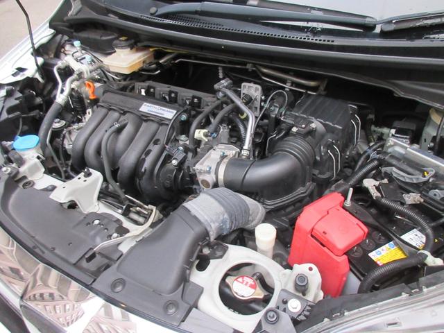 フィットハイブリッド Ｓ　ホンダセンシング　ハイブリッド　ＥＴＣ　バックカメラ　ナビ　オートクルーズコントロール　レーンアシスト　衝突被害軽減システム　ＬＥＤヘッドランプ　スマートキー　ＡＴ　盗難防止システム　衝突安全ボディ　アルミホイール（38枚目）