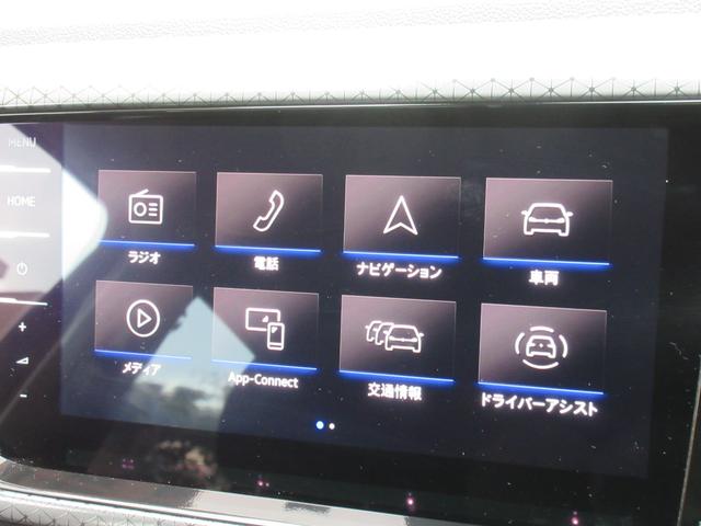 Ｔ－クロス ＴＳＩ　スタイル　ドライブレコーダー　バックカメラ　オートクルーズコントロール　衝突被害軽減システム　ナビ　オートライト　ＬＥＤヘッドランプ　アルミホイール　スマートキー　アイドリングストップ　電動格納ミラー　ＡＴ（6枚目）