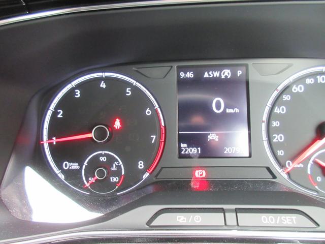 Ｔ－クロス ＴＳＩ　スタイル　ドライブレコーダー　バックカメラ　オートクルーズコントロール　衝突被害軽減システム　ナビ　オートライト　ＬＥＤヘッドランプ　アルミホイール　スマートキー　アイドリングストップ　電動格納ミラー　ＡＴ（12枚目）