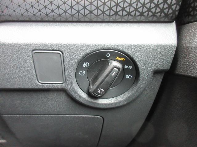 Ｔ－クロス ＴＳＩ　スタイル　ドライブレコーダー　バックカメラ　オートクルーズコントロール　衝突被害軽減システム　ナビ　オートライト　ＬＥＤヘッドランプ　アルミホイール　スマートキー　アイドリングストップ　電動格納ミラー　ＡＴ（16枚目）