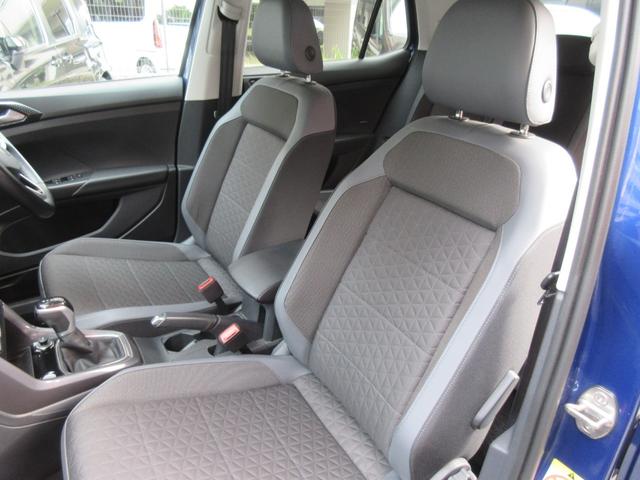 Ｔ－クロス ＴＳＩ　スタイル　ドライブレコーダー　バックカメラ　オートクルーズコントロール　衝突被害軽減システム　ナビ　オートライト　ＬＥＤヘッドランプ　アルミホイール　スマートキー　アイドリングストップ　電動格納ミラー　ＡＴ（25枚目）