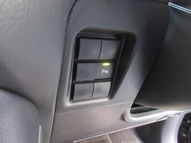 ランドクルーザープラド TX Lパッケージ 4WD ETC バックカメラ クリアランスソナー オートクルーズコントロール レーンアシスト パワーシート 衝突被害軽減システム サンルーフ ナビ TV オートマチックハイビーム LEDヘッドランプ(15枚目)