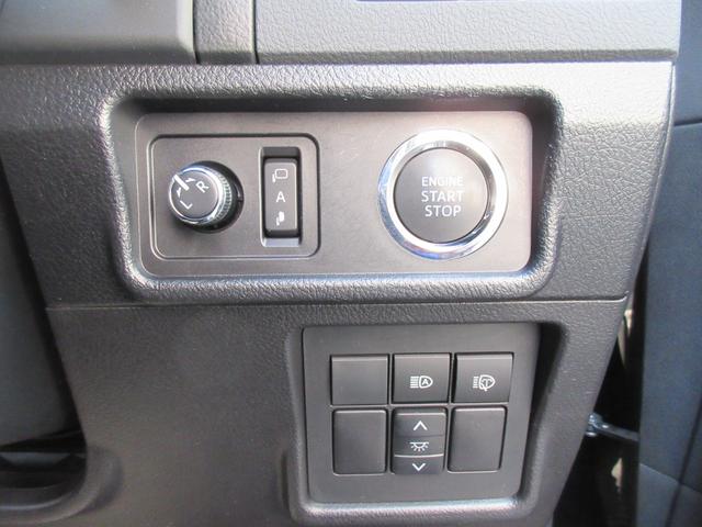 ランドクルーザープラド TX Lパッケージ 4WD ETC バックカメラ クリアランスソナー オートクルーズコントロール レーンアシスト パワーシート 衝突被害軽減システム サンルーフ ナビ TV オートマチックハイビーム LEDヘッドランプ(16枚目)
