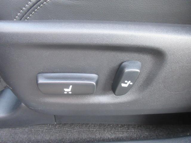 ランドクルーザープラド TX Lパッケージ 4WD ETC バックカメラ クリアランスソナー オートクルーズコントロール レーンアシスト パワーシート 衝突被害軽減システム サンルーフ ナビ TV オートマチックハイビーム LEDヘッドランプ(33枚目)