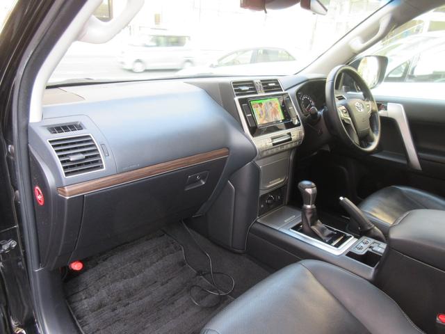 ランドクルーザープラド TX Lパッケージ 4WD ETC バックカメラ クリアランスソナー オートクルーズコントロール レーンアシスト パワーシート 衝突被害軽減システム サンルーフ ナビ TV オートマチックハイビーム LEDヘッドランプ(34枚目)