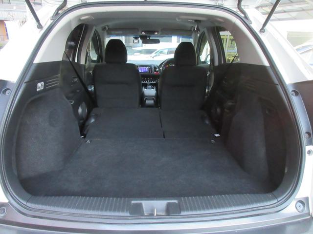 ヴェゼル ハイブリッドX バックカメラ オートクルーズコントロール 衝突被害軽減システム TV オートライト LEDヘッドランプ アルミホイール スマートキー 電動格納ミラー AT 盗難防止システム 衝突安全ボディ CD(20枚目)