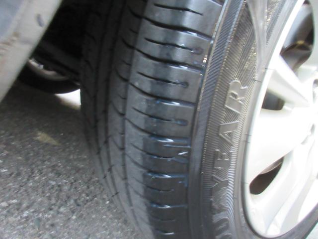 ヴェゼル ハイブリッドX バックカメラ オートクルーズコントロール 衝突被害軽減システム TV オートライト LEDヘッドランプ アルミホイール スマートキー 電動格納ミラー AT 盗難防止システム 衝突安全ボディ CD(32枚目)