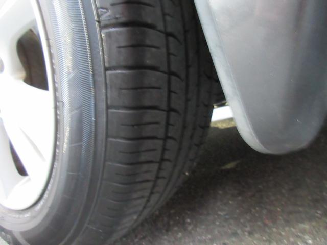 ヴェゼル ハイブリッドX バックカメラ オートクルーズコントロール 衝突被害軽減システム TV オートライト LEDヘッドランプ アルミホイール スマートキー 電動格納ミラー AT 盗難防止システム 衝突安全ボディ CD(38枚目)