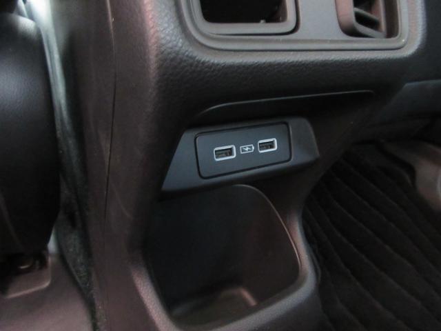 ヴェゼル e:HEV Z バックカメラ クリアランスソナー オートクルーズコントロール レーンアシスト 衝突被害軽減システム ナビ TV オートライト LEDヘッドランプ 電動リアゲート アルミホイール スマートキー(28枚目)