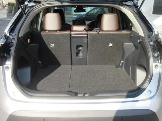 ヤリスクロス ハイブリッドＺ　ＥＴＣ　バックカメラ　クリアランスソナー　オートクルーズコントロール　レーンアシスト　パワーシート　衝突被害軽減システム　ナビ　ＴＶ　オートライト　ＬＥＤヘッドランプ　アルミホイール　スマートキー（18枚目）