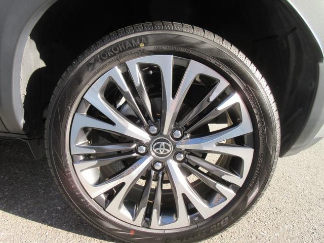 ヤリスクロス ハイブリッドＺ　ＥＴＣ　バックカメラ　クリアランスソナー　オートクルーズコントロール　レーンアシスト　パワーシート　衝突被害軽減システム　ナビ　ＴＶ　オートライト　ＬＥＤヘッドランプ　アルミホイール　スマートキー（40枚目）