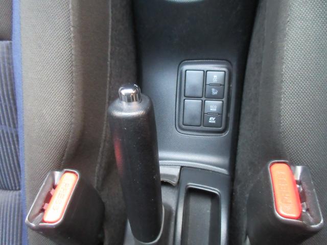 アクア S ETC ナビ TV キーレスエントリー アイドリングストップ 電動格納ミラー CVT 盗難防止システム 衝突安全ボディ ABS ESC CD エアコン パワーステアリング パワーウィンドウ(8枚目)