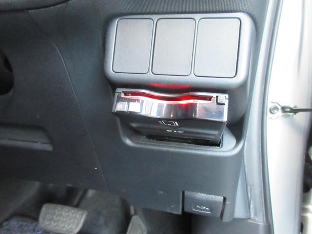 アクア S ETC ナビ TV キーレスエントリー アイドリングストップ 電動格納ミラー CVT 盗難防止システム 衝突安全ボディ ABS ESC CD エアコン パワーステアリング パワーウィンドウ(12枚目)