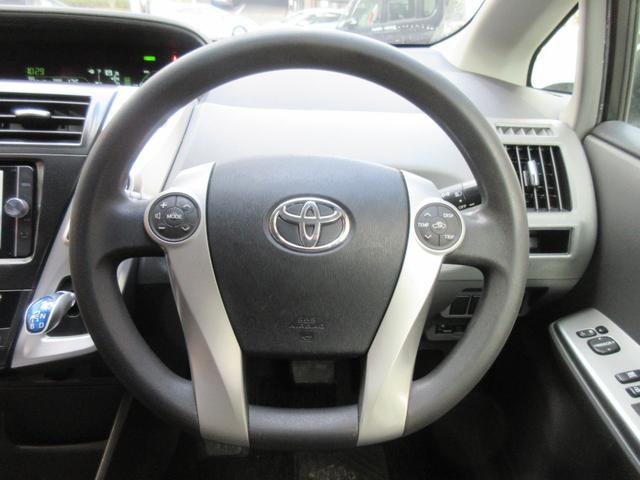 プリウスアルファ Ｓ　Ｌセレクション　ＥＴＣ　バックカメラ　ナビ　ＴＶ　スマートキー　電動格納ミラー　ＣＶＴ　盗難防止システム　衝突安全ボディ　ＡＢＳ　ＣＤ　ＤＶＤ再生　ＵＳＢ　Ｂｌｕｅｔｏｏｔｈ　エアコン　パワーステアリング（3枚目）
