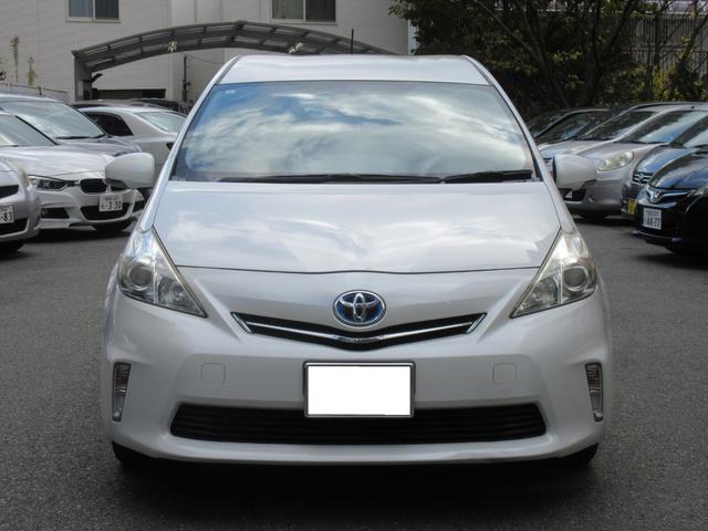 プリウスアルファ Ｓ　Ｌセレクション　ＥＴＣ　バックカメラ　ナビ　ＴＶ　スマートキー　電動格納ミラー　ＣＶＴ　盗難防止システム　衝突安全ボディ　ＡＢＳ　ＣＤ　ＤＶＤ再生　ＵＳＢ　Ｂｌｕｅｔｏｏｔｈ　エアコン　パワーステアリング（12枚目）